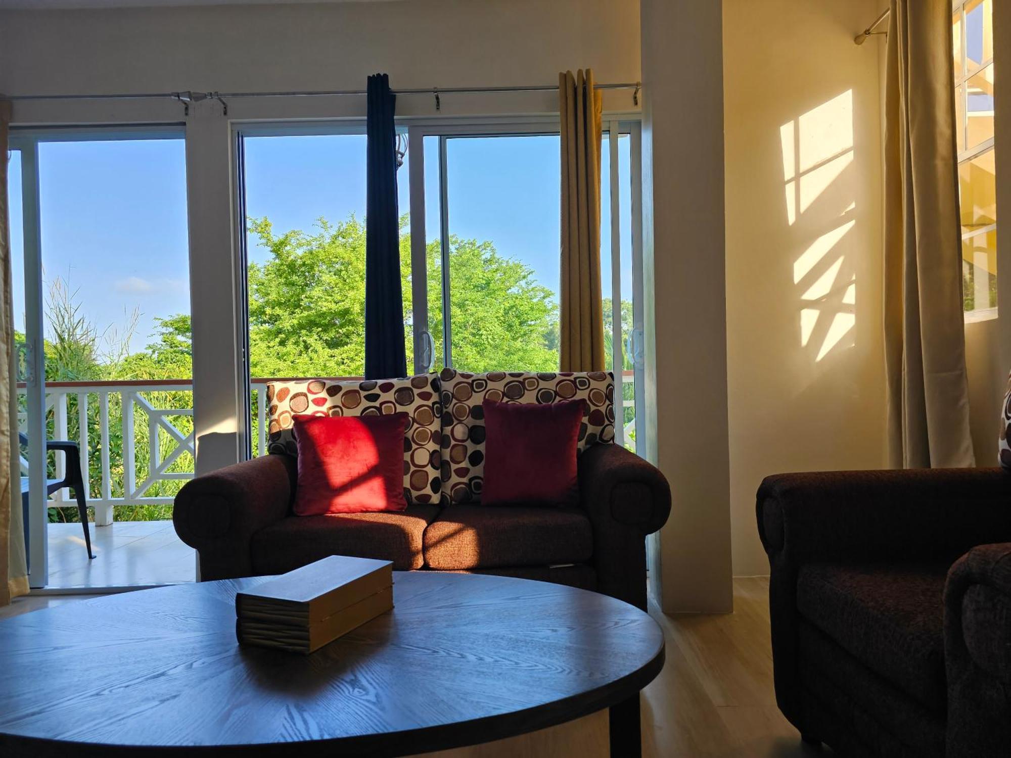 Royal Escape - 2 Apartment Anse La Raye Bagian luar foto